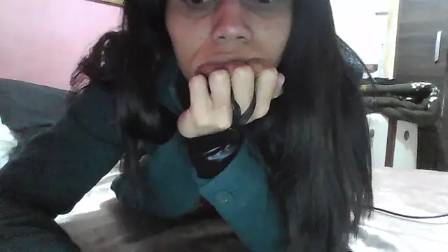 Snapshot of Bonecagulosa chatting on 09/24/25, 03:46 Bonecagulosa online show from 09/24/25, 03:46