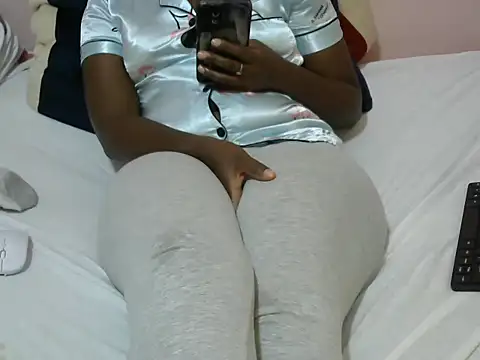 Snapshot of winnie254 chatting on 11/11/25, 09:31 winnie254 online show from 11/11/25, 09:31