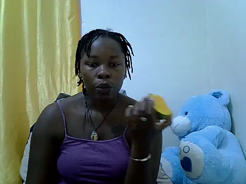Snapshot of winnie254 chatting on 04/04/26, 12:17 winnie254 online show from 04/04/26, 12:17
