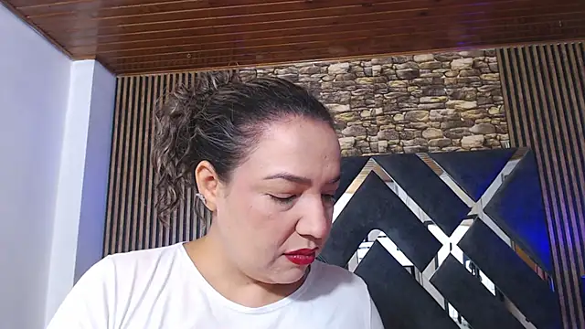 marie hss online show from 11/28/25, 07:47