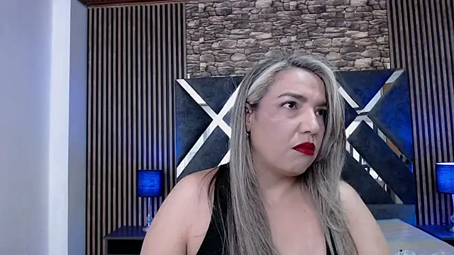 Snapshot of marie_hss chatting on 12/22/25, 07:14 marie hss online show from 12/22/25, 07:14