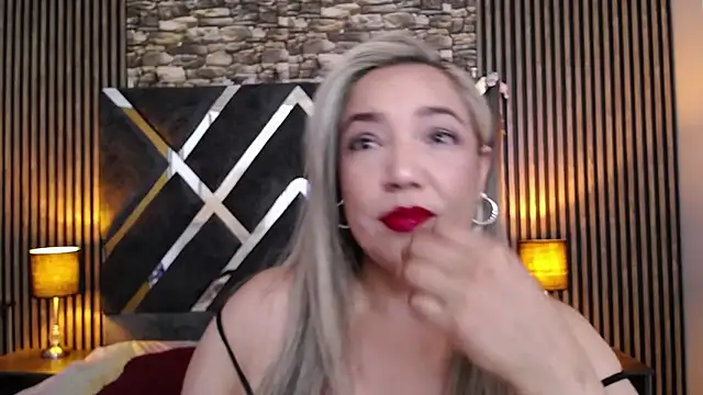 marie hss online show from 04/10/26, 07:32