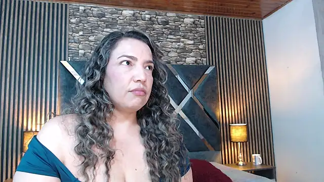 marie hss online show from 11/01/25, 02:00