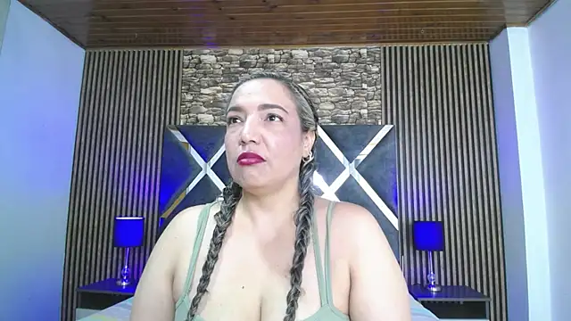 Snapshot of marie_hss chatting on 01/14/26, 08:45 marie hss online show from 01/14/26, 08:45