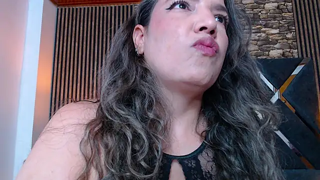 marie hss online show from 09/17/25, 07:38