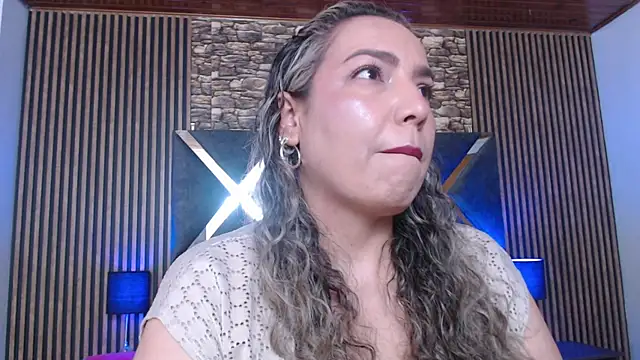 Snapshot of marie_hss chatting on 01/07/26, 08:03 marie hss online show from 01/07/26, 08:03