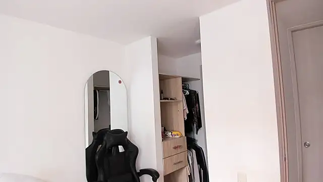 rose scottt online show from 04/11/26, 06:00