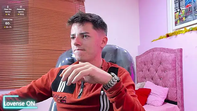 tossetrech online show from 12/18/25, 03:44