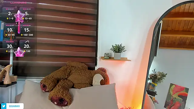 Saraycum online show from 10/19/25, 12:41