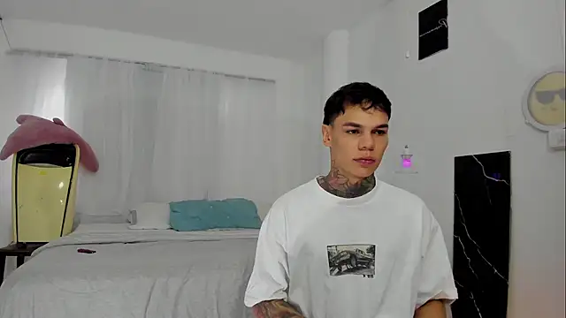 Jordyrodriiguez online show from 12/19/25, 08:33