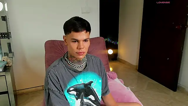 Jordyrodriiguez online show from 10/18/25, 02:08