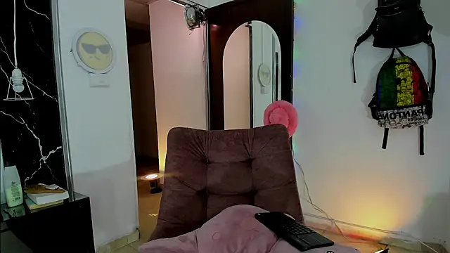 Jordyrodriiguez online show from 11/18/25, 01:43