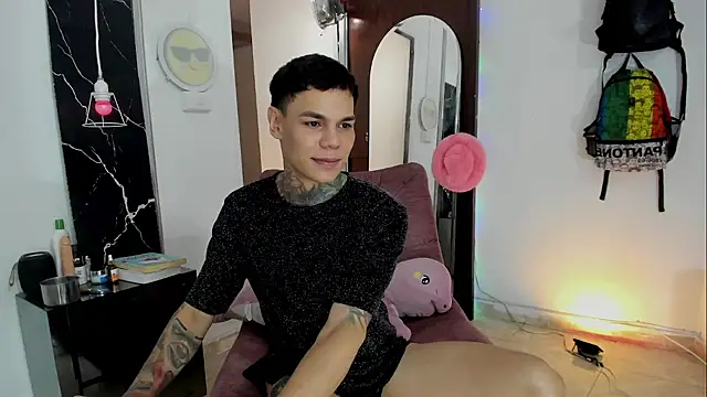 Jordyrodriiguez online show from 11/25/25, 12:22