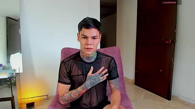 Jordyrodriiguez online show from 10/13/25, 05:25