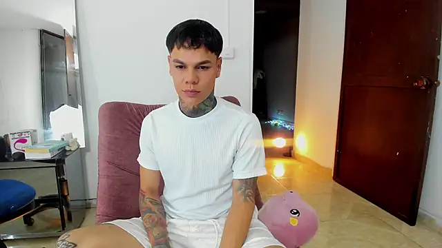 Jordyrodriiguez online show from 10/23/25, 02:21