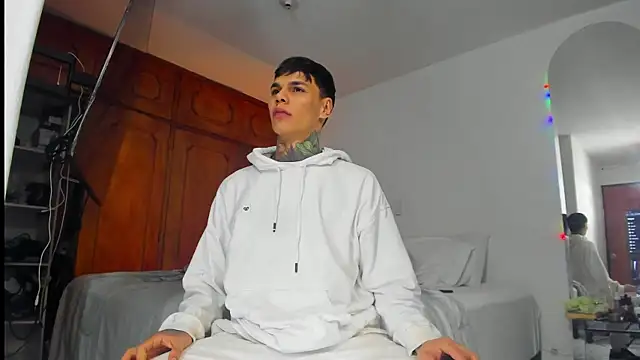 Jordyrodriiguez online show from 02/16/25, 06:32