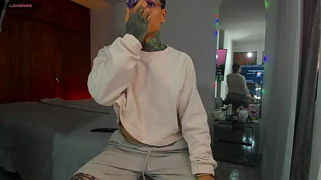 Jordyrodriiguez online show from 02/12/25, 06:30