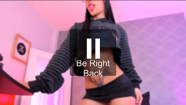 Snapshot of CatrinaRossi chatting on 02/08/25, 10:51 CatrinaRossi online show from 02/08/25, 10:51