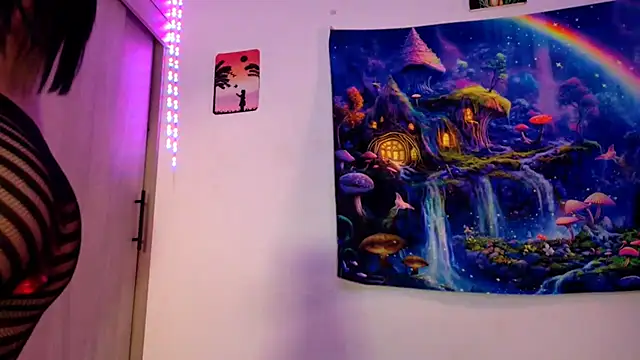 CatrinaRossi online show from 11/07/25, 10:57