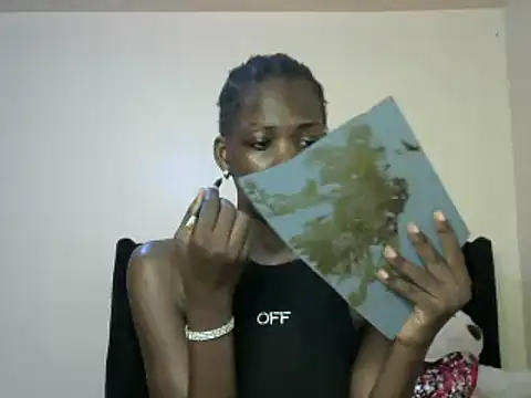 Snapshot of Moniklavy chatting on 01/31/25, 11:03 Moniklavy online show from 01/31/25, 11:03