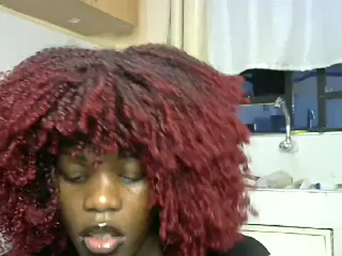 Snapshot of Moniklavy chatting on 02/26/25, 07:42 Moniklavy online show from 02/26/25, 07:42