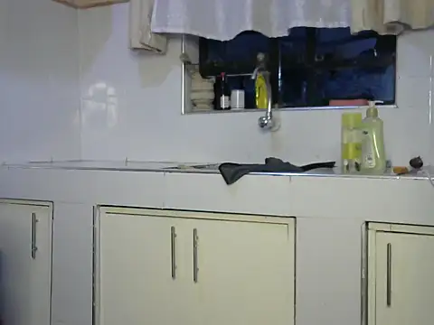 Moniklavy online show from 02/05/26, 05:42