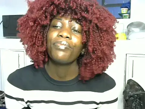 Snapshot of Moniklavy chatting on 02/26/25, 10:47 Moniklavy online show from 02/26/25, 10:47