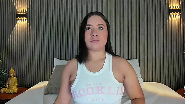 Snapshot of HannaKarson chatting on 03/12/25, 11:32 HannaKarson online show from 03/12/25, 11:32