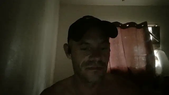Snapshot of FrankieKentucky chatting on 06/01/26, 01:55 FrankieKentucky online show from 06/01/26, 01:55
