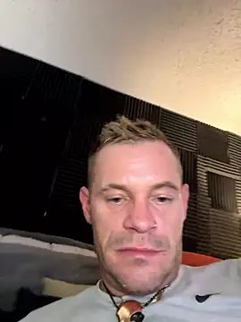 FrankieKentucky online show from 01/06/26, 04:44