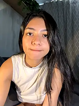 Liissa cute  online show from 09/17/25, 08:00