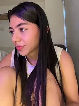 Liissa cute  online show from 05/12/26, 07:20