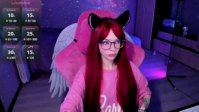 Snapshot of The_love_project chatting on 11/28/25, 01:06 The love project online show from 11/28/25, 01:06