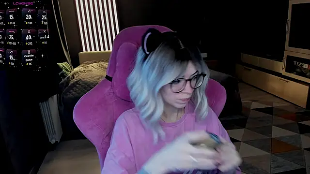 The love project online show from 04/09/26, 11:05