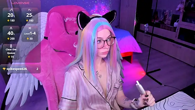 Snapshot of The_love_project chatting on 11/06/25, 11:20 The love project online show from 11/06/25, 11:20