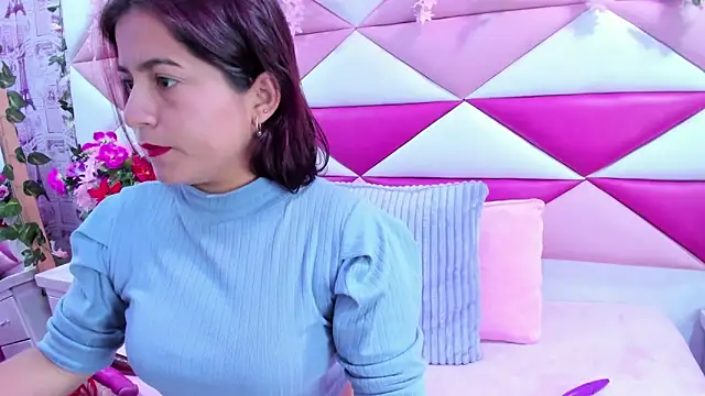 MariaClay online show from 10/24/25, 11:42