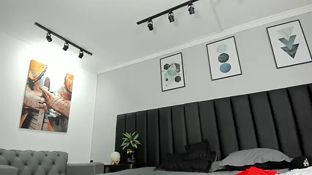 ANGEL NICOLAS online show from 01/06/25, 10:26