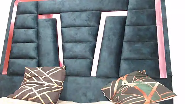 DiannellaforYou online show from 02/22/26, 01:41