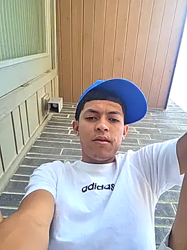 Snapshot of Yoko0381 chatting on 10/03/25, 06:31 Yoko0381 online show from 10/03/25, 06:31