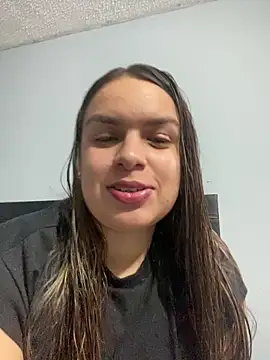 Nathaly00  online show from 12/14/25, 10:26