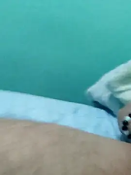 Luisf1267 online show from 12/16/25, 02:49