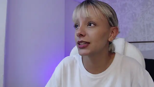 peyton golden1 online show from 12/04/25, 03:27