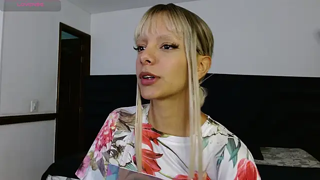 peyton golden1 online show from 01/11/26, 03:57