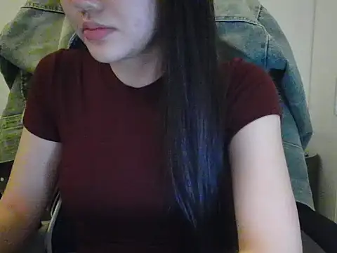 Snapshot of Yin-girl chatting on 09/26/25, 07:54 Yin-girl online show from 09/26/25, 07:54