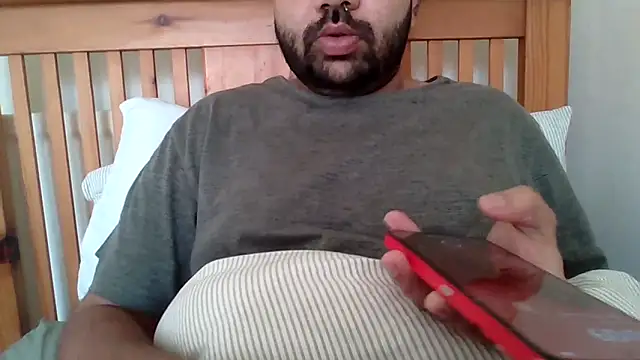 whoreboi98 online show from 04/19/26, 09:10