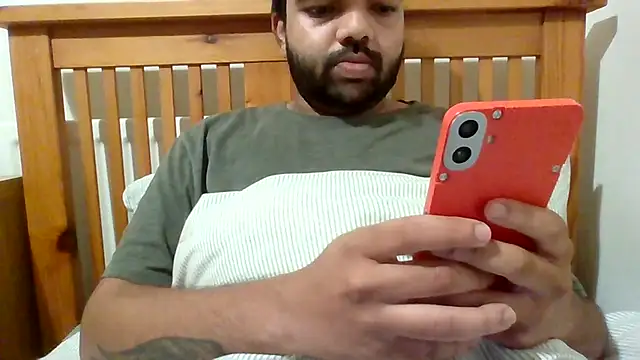 whoreboi98 online show from 04/19/26, 08:33