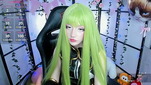Snapshot of LilithLin chatting on 10/02/25, 12:03 LilithLin online show from 10/02/25, 12:03