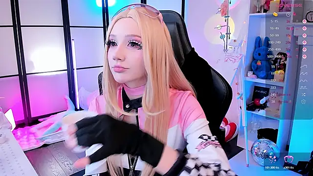 Snapshot of LilithLin chatting on 02/24/26, 12:55 LilithLin online show from 02/24/26, 12:55