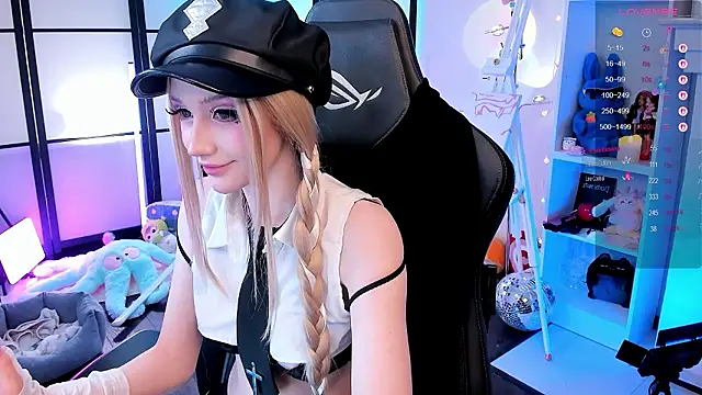 Snapshot of LilithLin chatting on 02/19/26, 01:02 LilithLin online show from 02/19/26, 01:02