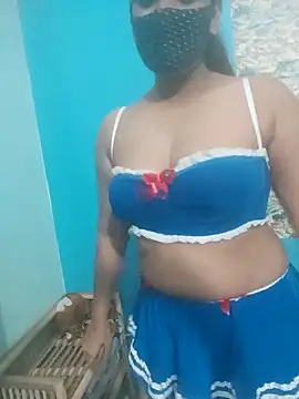 Snapshot of Dreamgirl1211 chatting on 09/12/25, 10:37 Dreamgirl1211 online show from 09/12/25, 10:37